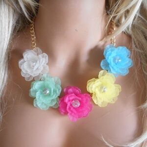 Lucite Flower Necklace
